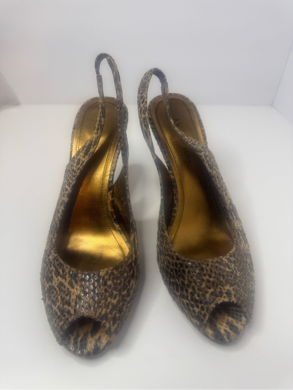 Anne Klein Quent Leopard Print Peep Toe Heels Women's Size 8M